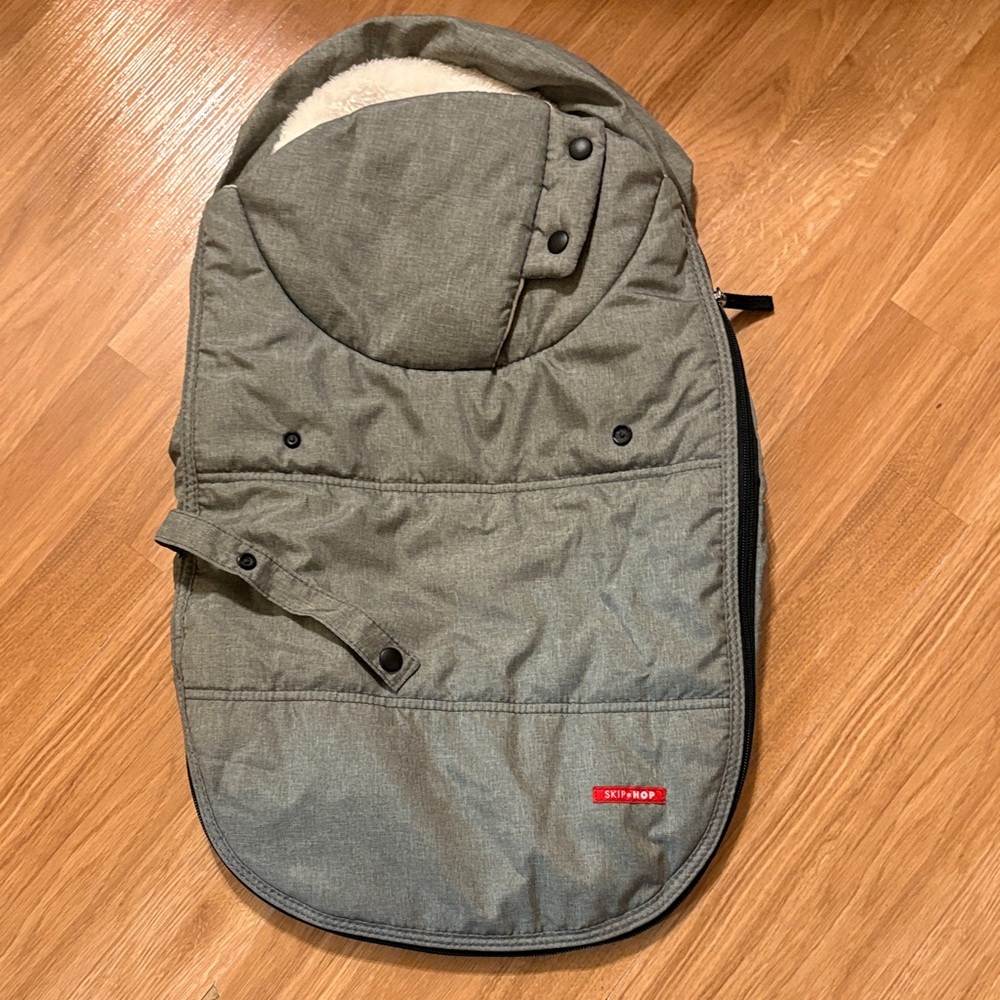Skip Hop Winter Infant Car Seat Cover, Stroll & Go, Heather Grey 16x3x27 Inch